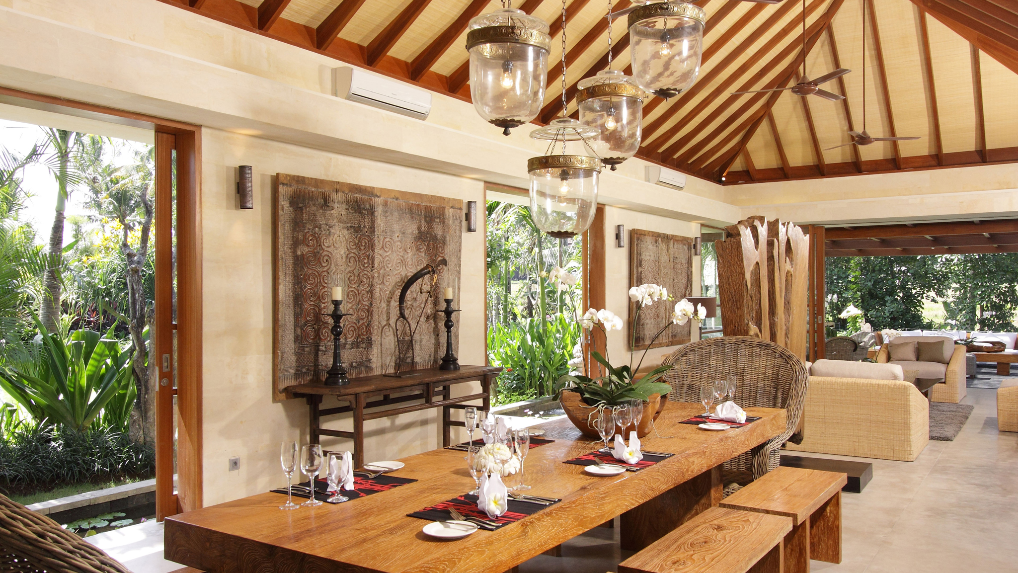 Villa Sarasvati - Dining area Villa Sarasvati - Dining area